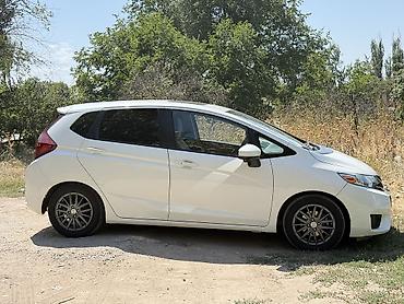 жабра на фит: Honda Fit: 2016 г., 1.5 л, Автомат, Бензин, Хэтчбэк — 1