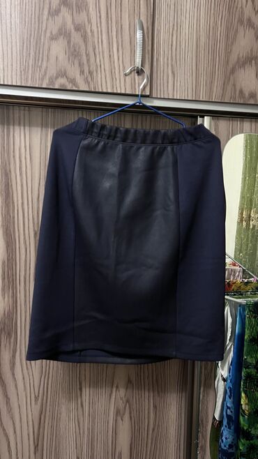 Kardiqanlar, jaketlər: Вещи продаются срочно! Если будите брать много,сделаю хорошую скидку — 25