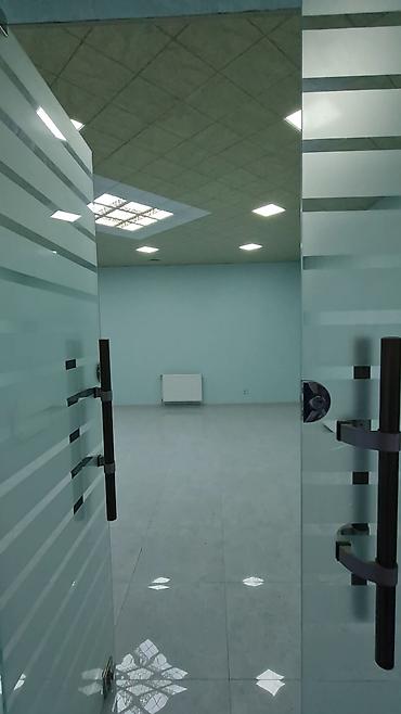 aşağda: Lökbatanda, mədəniyyət evi, Polis idarəsini, poliklinika, kimi böyük — 3
