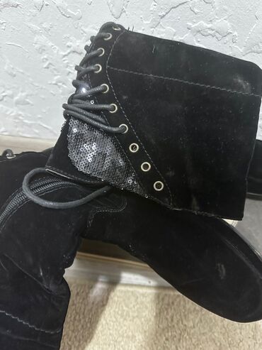 зимняя детская обувь: Ботинки и ботильоны 36.5, цвет - Черный