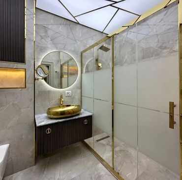 Duş kabinaları, arakəsmələr: Yeni Arakəsmə, Künc üçün, Pulsuz çatdırılma, Ünvandan götürmə — 24