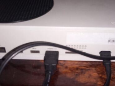 Xbox Series S: Xbox Series S oyun konsolu və aksessuarlar Xüsusiyyətlər: - Rəng: ağ — 1