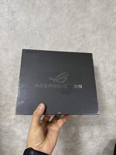 phone 11: Asus ROG Phone