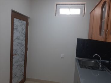 Uzunmüddətli kirayə evlər: 30 kv. m, 1 otaqlı, İnternet -da lalafo.az — 8 Uzunmüddətli kirayə evlər: 30 kv. m, 1 otaqlı, İnternet — 8