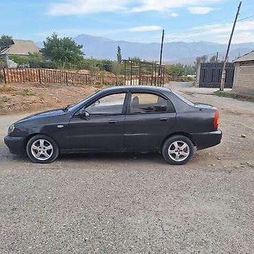 Daewoo Lanos: 2008 г., 1.5 л, Механика, Бензин, Седан