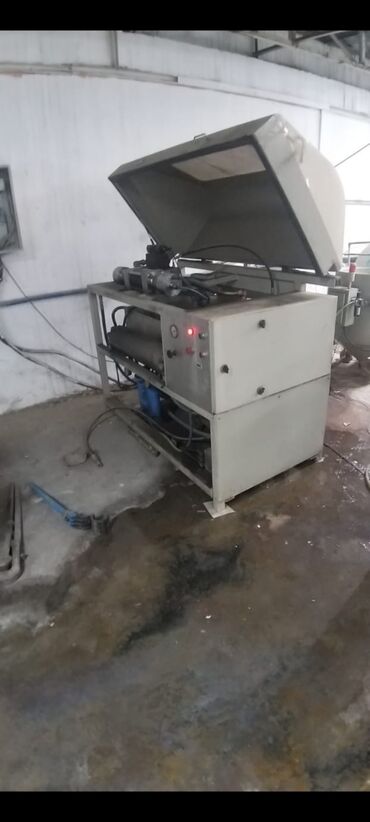 Digər istehsal avadanlığı: Su kesim aparati esasen mermer kesim islerinde istifade edilen — 5