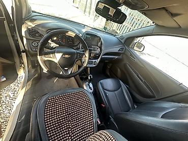 kia стоник: Chevrolet Spark: 2017 г., Автомат, Бензин, Хэтчбэк — 4