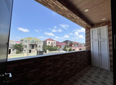 Uzunmüddətli kirayə evlər: 100 kv. m, 2 otaqlı, Kombi, Qaz, İşıq -da lalafo.az — 8 Uzunmüddətli kirayə evlər: 100 kv. m, 2 otaqlı, Kombi, Qaz, İşıq — 8