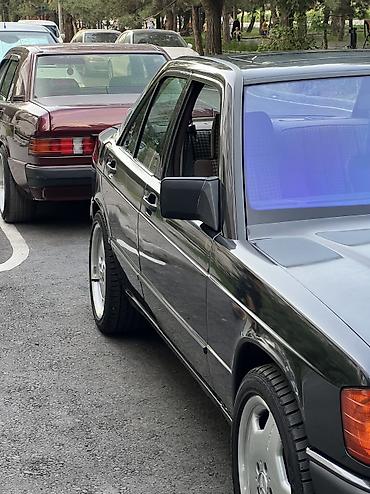 мб 190: Mercedes-Benz 190: 1986 г., 2.2 л, Автомат, Бензин, Седан — 2