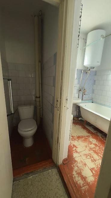 2 комнаты, 49 м², Индивидуалка, 2 этаж, Требуется ремонт
