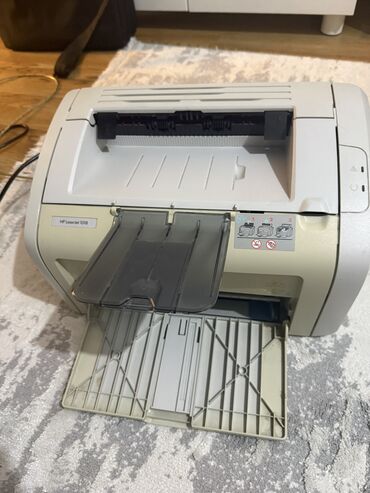 блоки питания для ноутбуков canon: Продается принтер Lazer jet 1018. В комплекте два кабеля. В хорошем