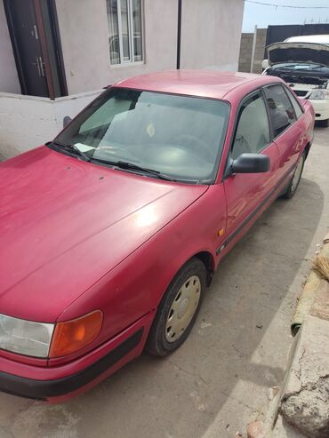 венто 1993: Audi S4: 1993 г., 2 л, Механика, Бензин, Седан