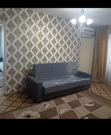 снять квартиру в частном секторе: 3 бөлмө, Кыймылсыз мүлк агенттиги, Чогуу жашоосу жок, Толугу менен эмереги бар