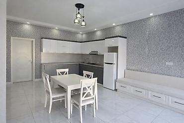 Həyət evləri və villalar: 4 kv. m, 4 otaqlı — 5