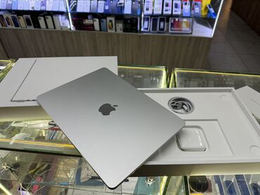 Ноутбук, Apple, Apple M2, 13.5 "