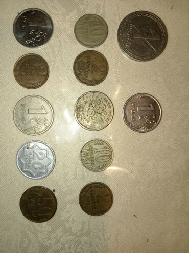 куплю советские монеты дорого: 1 ədədi 10 m dir əyər hamsını istiyirsizsə 80 manata verərəm