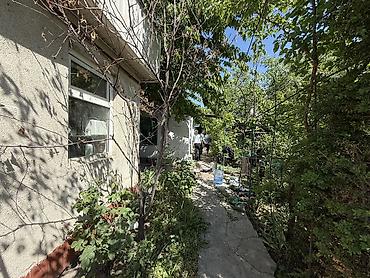 Продажа коттеджей и домов: Продаётся дом, р-н Пишпек, ул.Термечикова/Ипподромная — 1