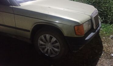авто рассрочка бишкек фото: Mercedes-Benz 190: 1985 г., 2.3 л, Механика, Бензин, Седан