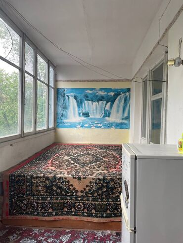 квартира керек аламедин базар: 3 бөлмө, 56 кв. м, 4 кабат, Косметикалык ремонт