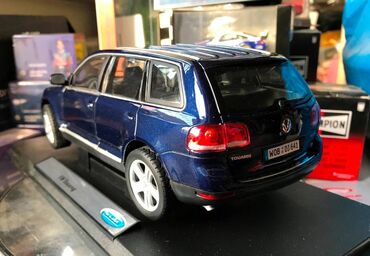 Avtomobil modelləri: 2004 il, 1:18, Dəmir, Ödənişli çatdırılma — 17