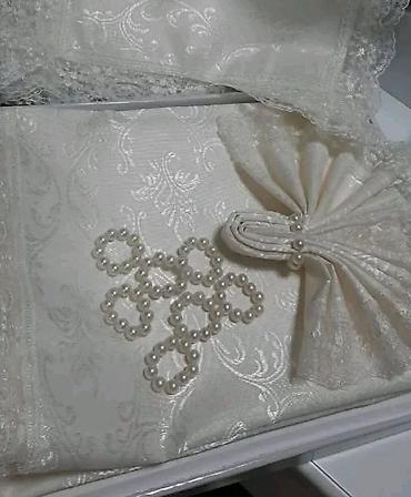 heklani miljei: ❤️Slavki set za 8 osoba❤️ Set sadrži: - Stoljnjak dimenzija 160x220 - — 3