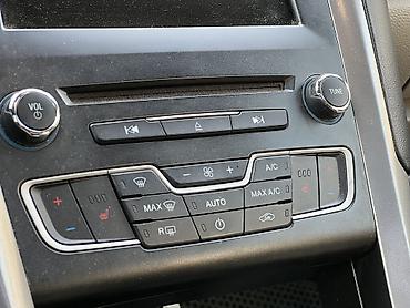 bmw e60 m: Ford Fusion: 2 l | 2018 il 139000 km Sedan — 8