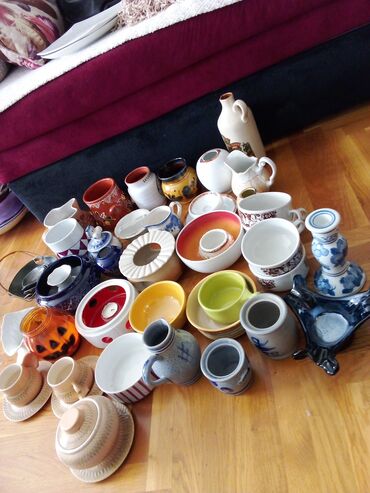 Ostali antikviteti: 400 komada porcelana,kristala i Murano stakla. Cena -dogovor — 4