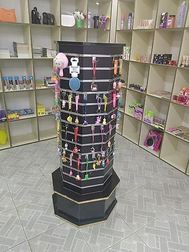 Aksesuarlar üçün vitrinlər: Satılır isdeyen əlaqə saxlasın — 4