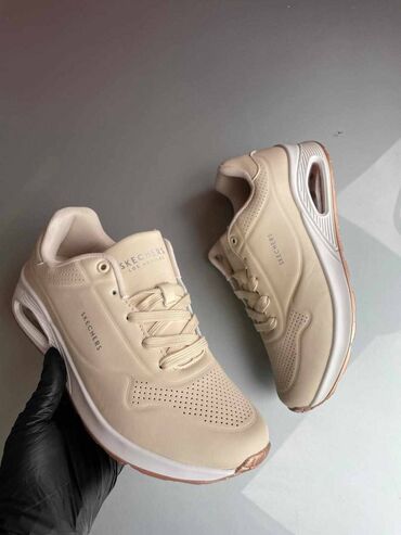 Women's Sneakers and athletic shoes: Skechers patike crne i krem Novo Brojevi 36 do 41 fb Moja Kupovina — 1