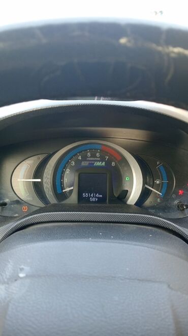 Honda: Honda Insight: 1.3 l | 2011 il Sedan — 4