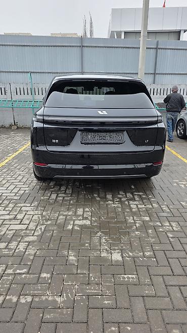 Lixiang: Lixiang L7: 2024 г., 1.5 л, Автомат, Гибрид, Кроссовер — 4