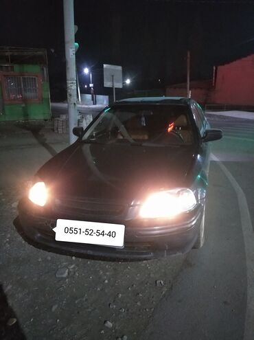 автомобиль жаз: Honda Civic: 1997 г., 1.4 л, Механика, Бензин, Седан