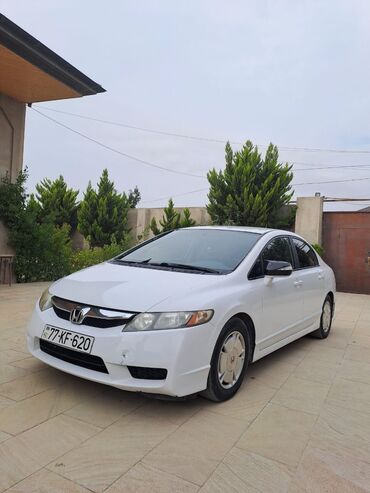 islenmis mator: Honda Civic: 1.3 l | 2009 il Sedan