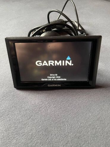 GPS: Tri GARMINA uredjaja na prodaji,videti modele i slike. Modeli 57,56 i — 12