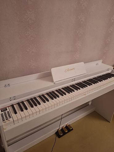 start navigator: Avanti ADP-60 rəqəmsal piano – ağ korpuslu, 88 klavişli model — 2