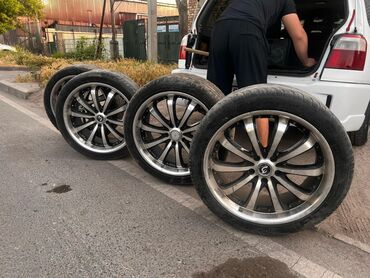 Колеса в сборе: Колеса в сборе 245 / 40 / R 19, Комплект, Легковые, Литые