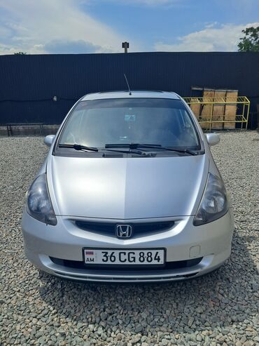срочно продать машину: Honda Jazz: 2003 г., 1.3 л, Автомат, Бензин, Хэтчбэк