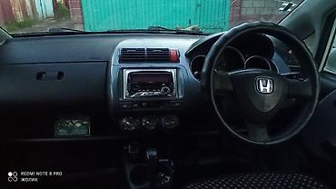 Honda: Honda Fit: 2002 г., 1.3 л, Вариатор, Бензин, Хэтчбэк — 8