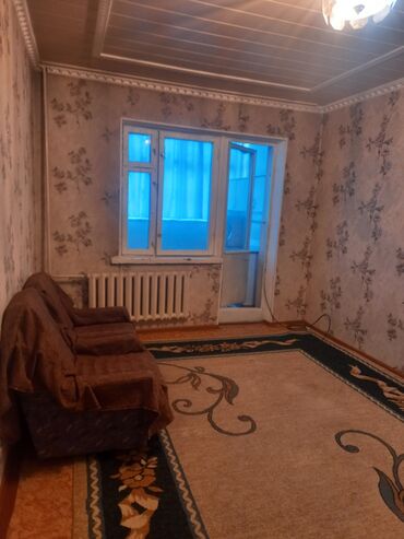 квартира города бишкек: 3 комнаты, Собственник, Без подселения, С мебелью частично