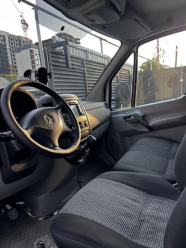 ролики спринтер: Грузовой фургон Mercedes‑Benz Sprinter (бортовой номер на фото) — 3