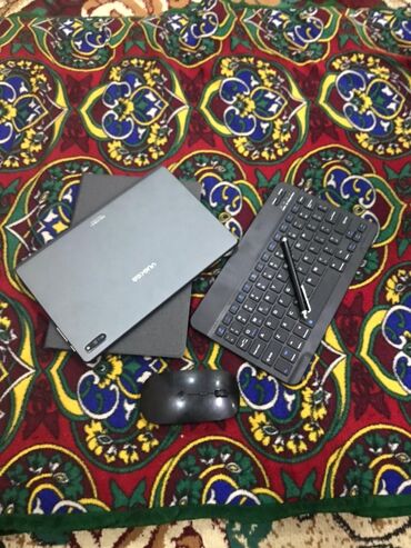 Компьютеры, ноутбуки и планшеты: Планшет