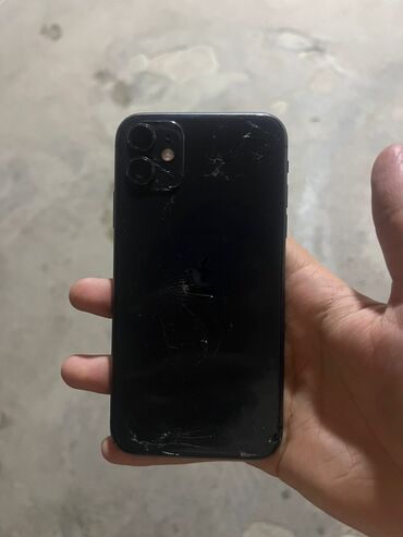 Apple iPhone: IPhone 11, 128 GB, Qara, Face ID — 5