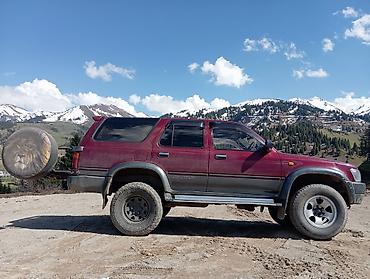 isuzu грузовики: Toyota Hilux Surf: 1993 г., 3 л, Автомат, Бензин, Внедорожник — 9
