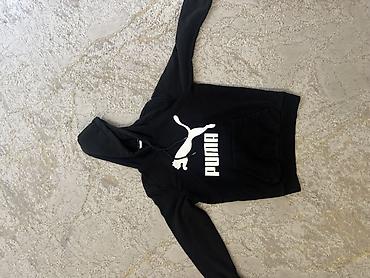Толстовки: Худи Puma, черное, с крупным белым логотипом на груди. Классический — 1