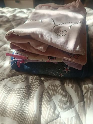 Ostala dečija odeća: Paket odeće ( 3 majčice jedne farmerke ) za devojčice 6-7 godina — 1