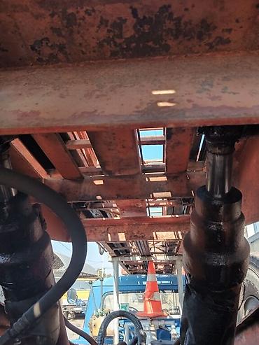 QAZ: QAZ : 4.5 l | 1985 il 100000 km Universal — 6