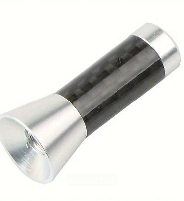 bezicne kamere za auto: Kratka sportska auto antena – karbonski izgled - Tip: univerzalna — 1