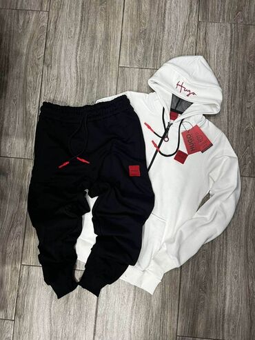 Gornji i donji deo: Dostupne
Pitati za velicinu
Alb brendirana garderoba
4200 — 6