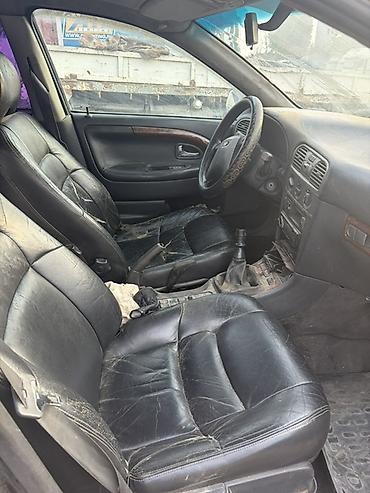 самый дешёвый машины: Volvo s40 черный

Год 2003, руль слева, бензин, торг уместен — 6