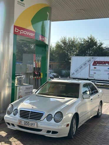 лексус 335: Mercedes-Benz E 320: 2001 г., 3.2 л, Автомат, Бензин, Седан